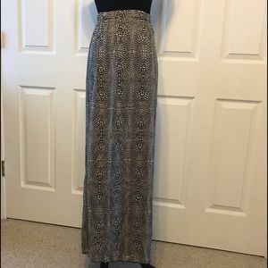 NWT Flattering women’s 2X skirt